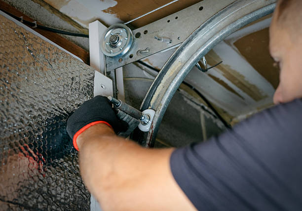 Affordable Garage Door solutions in Raymond, MS